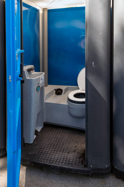 Portable Toilet Options We Offer in Owings, MD